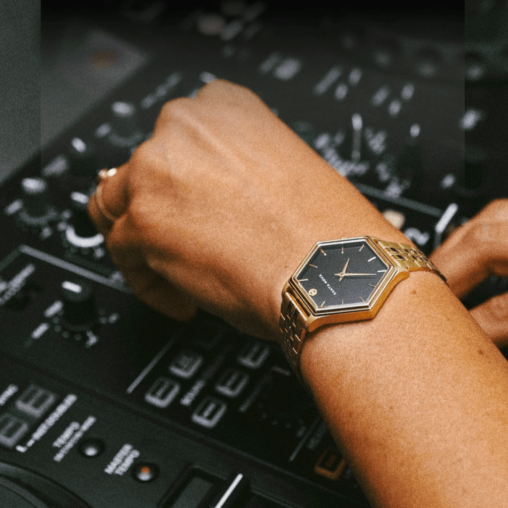 Nous - Onyx Amulet - SANTA NOVA®